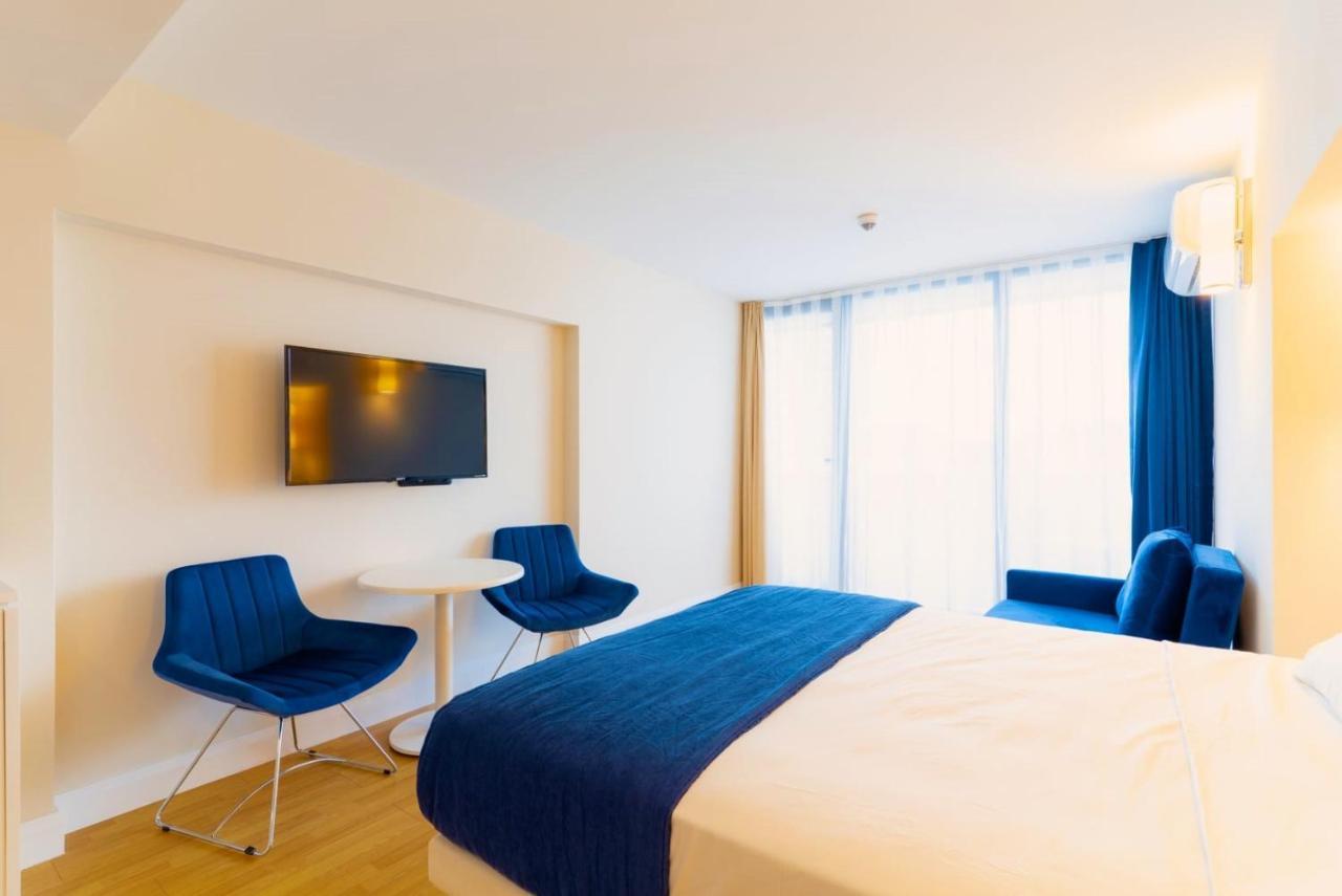Batumi Beach Side&Sea View Aparthotel Exterior foto