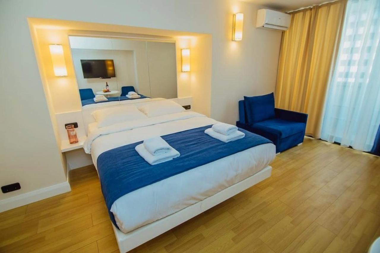 Batumi Beach Side&Sea View Aparthotel Exterior foto