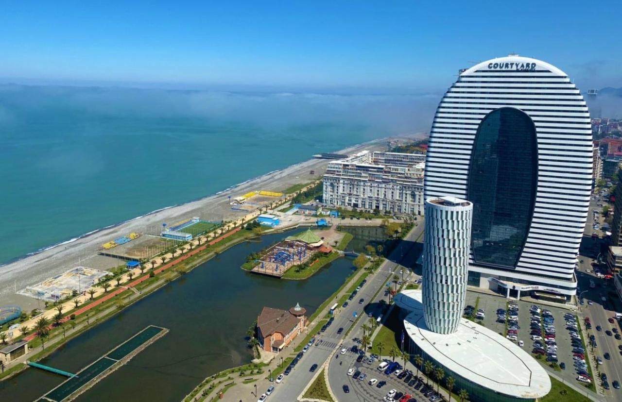 Batumi Beach Side&Sea View Aparthotel Exterior foto